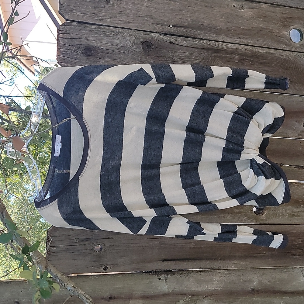 Long Sleeve Gray & Cream Striped Sweater